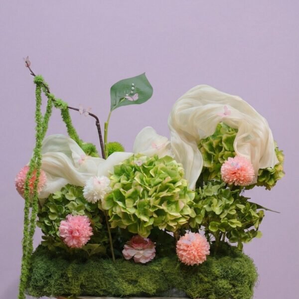 Sparkling center flower