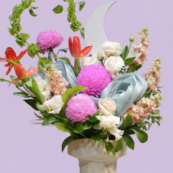 Violet bloom deko flowers vase