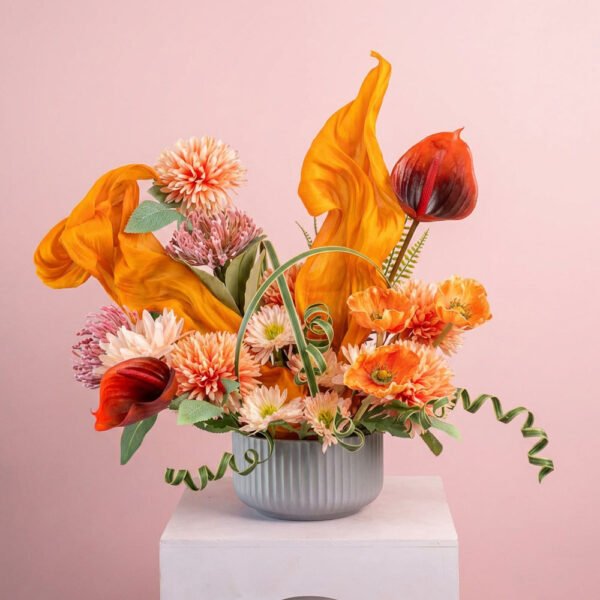 Golden Hour Sculptural Bouquet